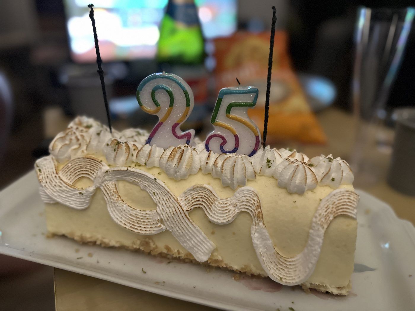 Gâteau d'anniversaire meringué